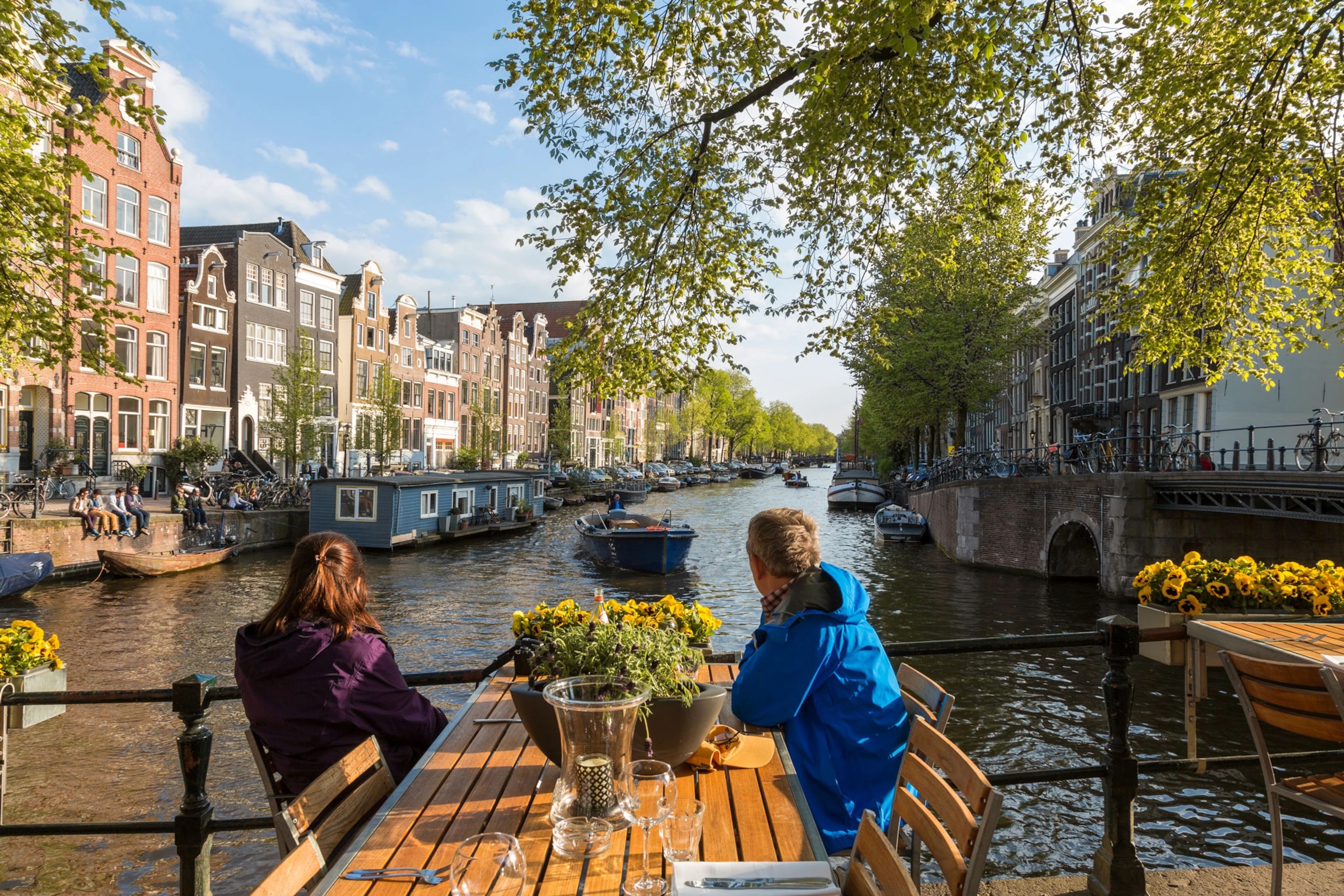 Amsterdam Travel Guide