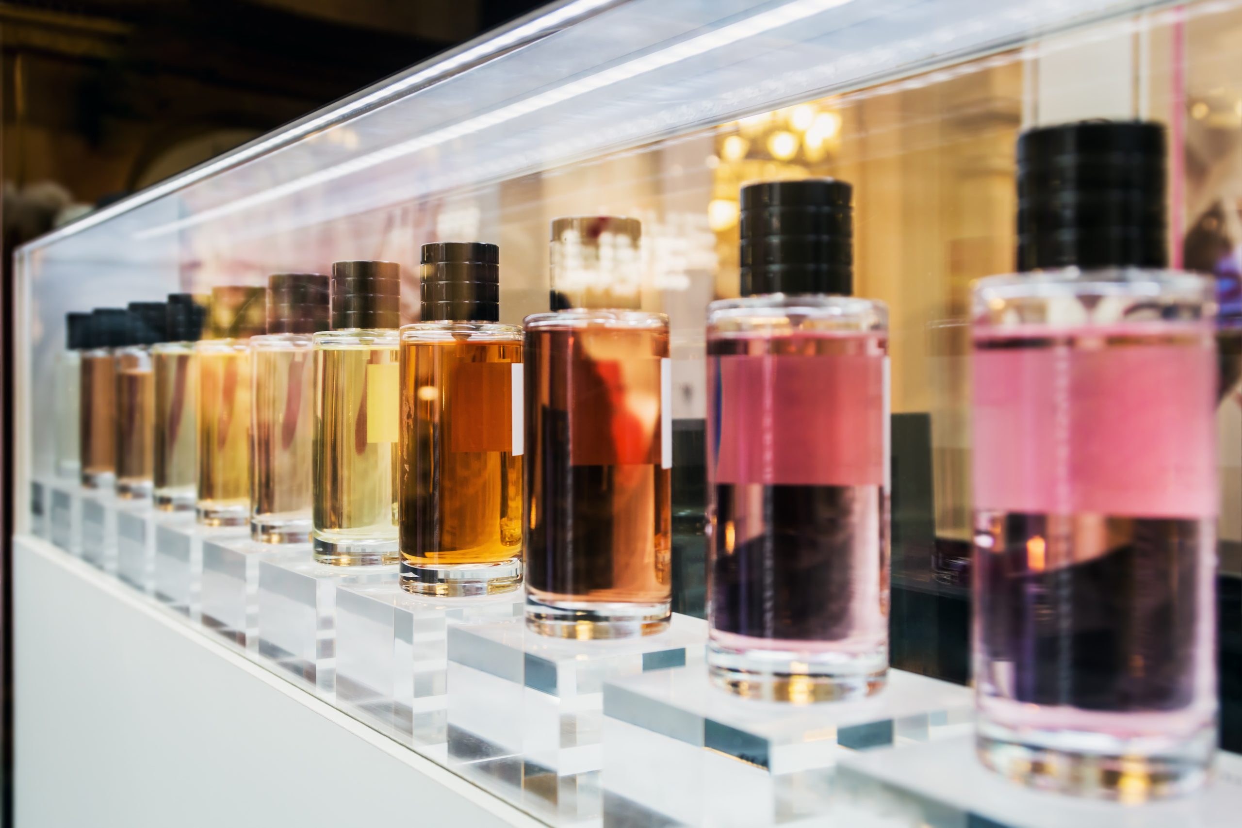 The Complete Guide to Niche Perfumes